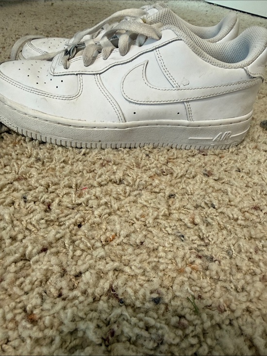 Nike Other - Nike Kids White Low-Top Swoosh Sneakers